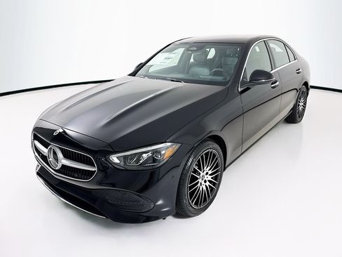 Used 2026 Mercedes-Benz C 300 4MATIC Sedan image 3