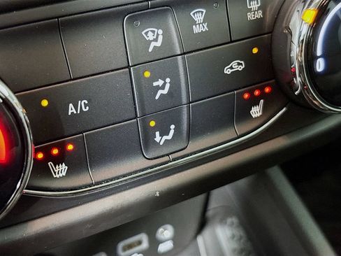 Certified 2023 Chevrolet TrailBlazer LT AWD/4WD image 21