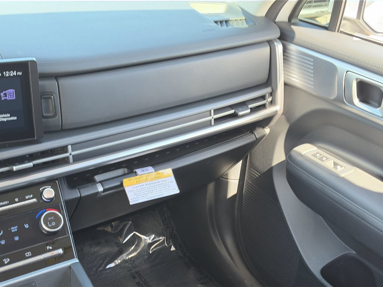 Certified 2025 Hyundai Santa Fe SEL FWD image 15