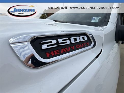 Used 2024 RAM 2500 Big Horn image 31