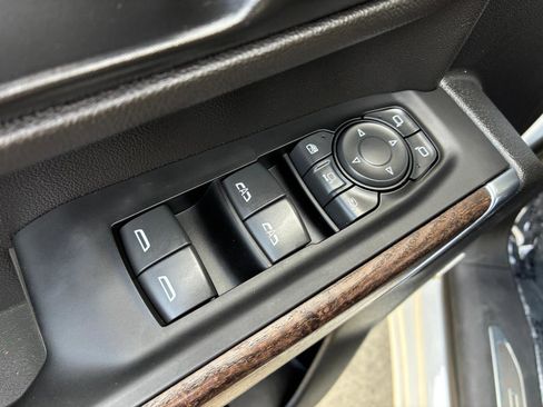 Used 2022 GMC Sierra 2500 Denali AWD/4WD image 10