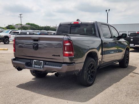 Used 2024 RAM 1500 Laramie AWD/4WD image 4