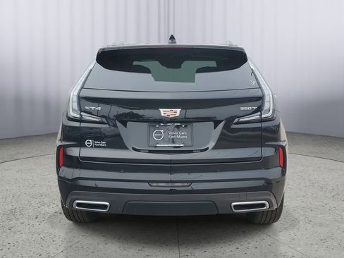 Used 2025 Cadillac XT4 Sport w/ Cold Weather Package FWD image 5