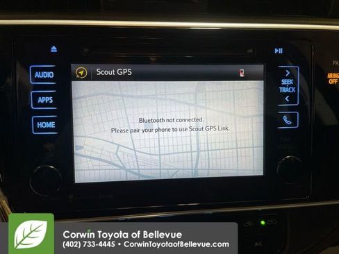 Used 2017 Toyota Corolla SE image 16