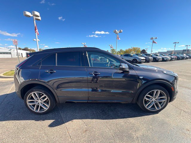 Used 2023 Cadillac XT4 Sport AWD/4WD image 4