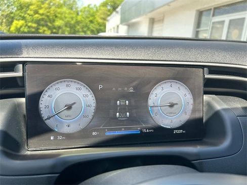 Used 2022 Hyundai Santa Cruz SEL Premium w/ Cargo Package image 24