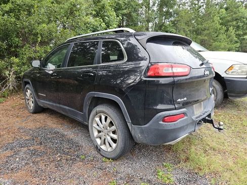 Used 2017 Jeep Cherokee Limited AWD/4WD image 9