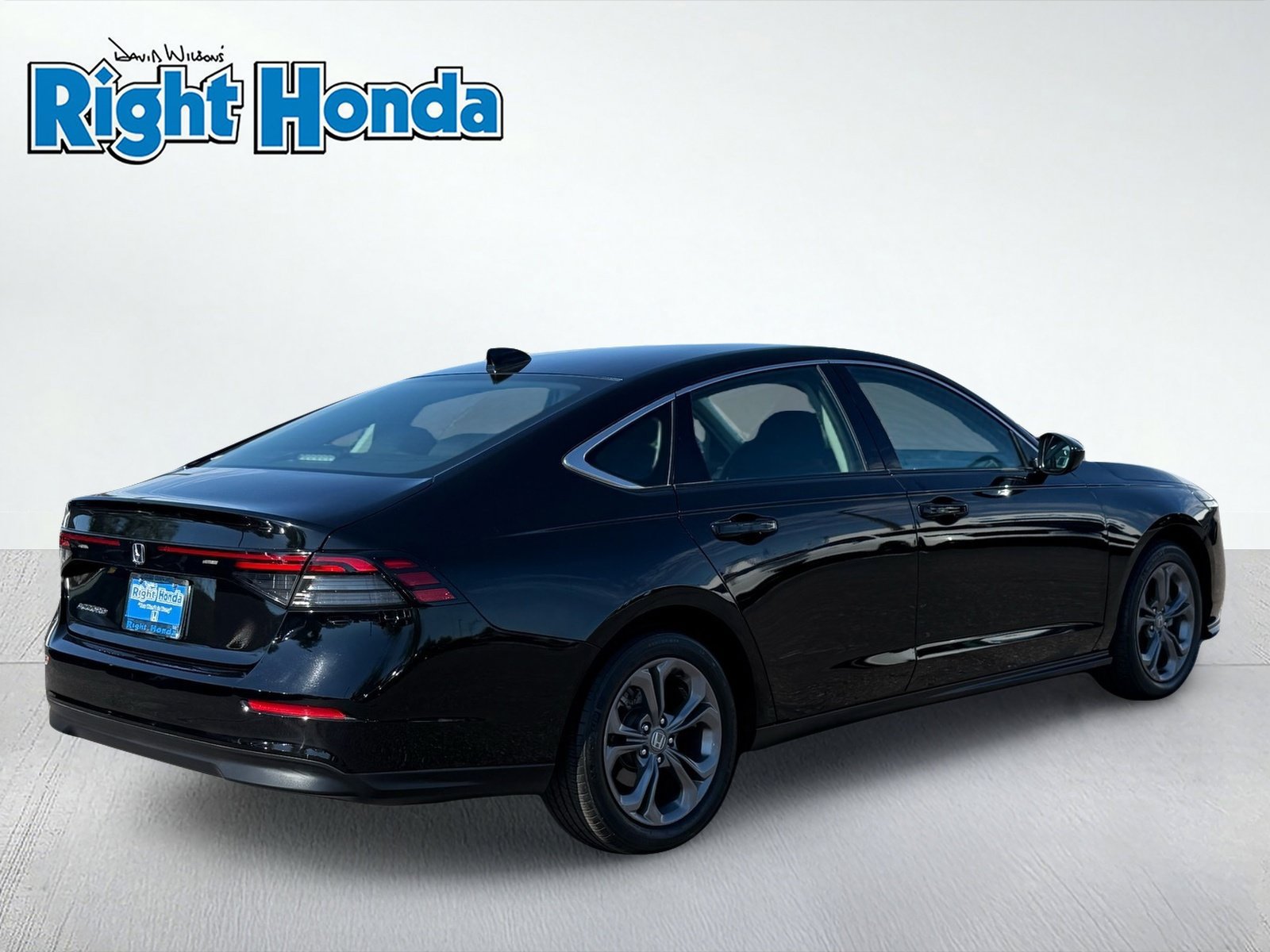 Used 2024 Honda Accord EX image 8