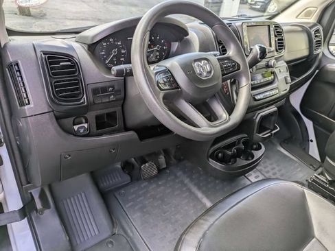Used 2023 RAM ProMaster 2500 FWD image 11