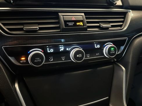 Used 2022 Honda Accord Sport image 15