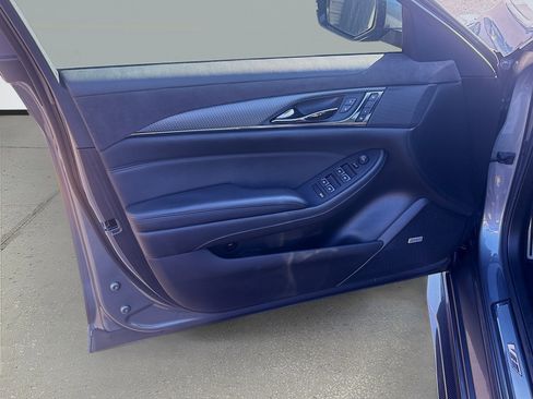 Used 2019 Cadillac CTS V w/ Carbon Fiber Package image 22