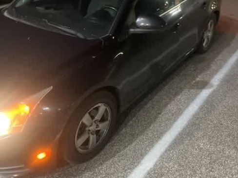 Used 2014 Chevrolet Cruze LT image 5