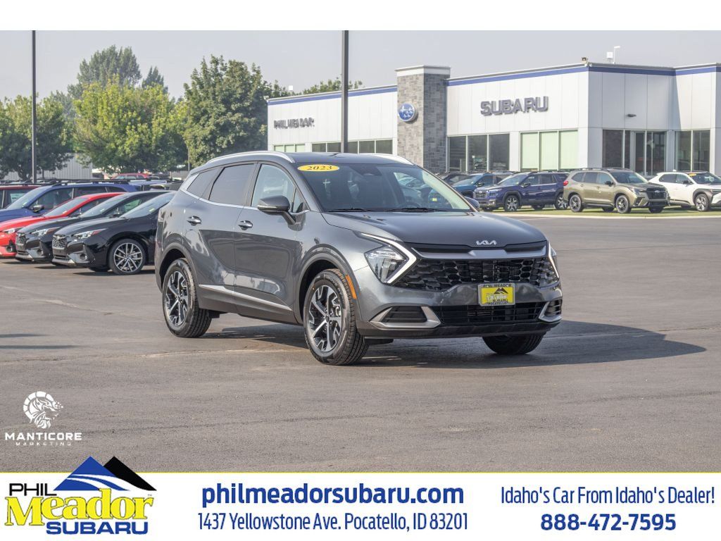 Used 2023 Kia Sportage EX AWD/4WD image 1