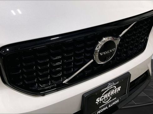 Certified 2023 Volvo XC40 B5 Plus w/ Protection Package Premier AWD/4WD image 31