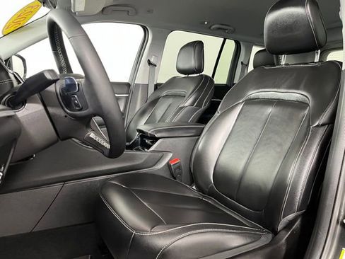 Used 2023 Jeep Grand Cherokee Limited image 17