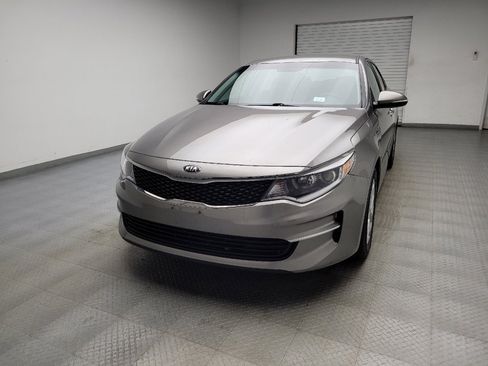 Used 2018 Kia Optima LX w/ 17" Alloy Wheels Package FWD image 15