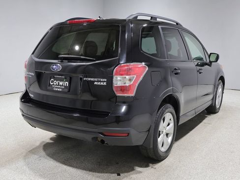 Used 2015 Subaru Forester 2.5i Premium AWD/4WD image 2