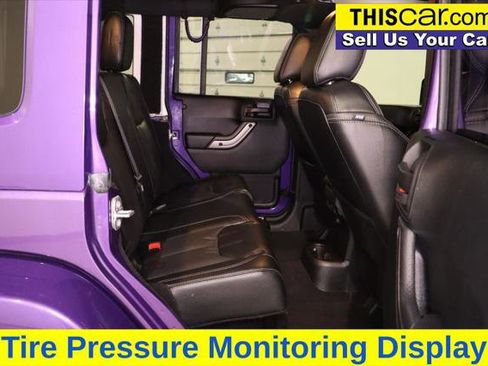 Used 2018 Jeep Wrangler Unlimited Sahara image 26