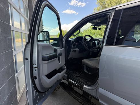 Used 2020 Ford F250 XLT AWD/4WD image 18