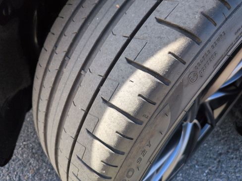 Used 2024 Tesla Model 3 Performance image 12