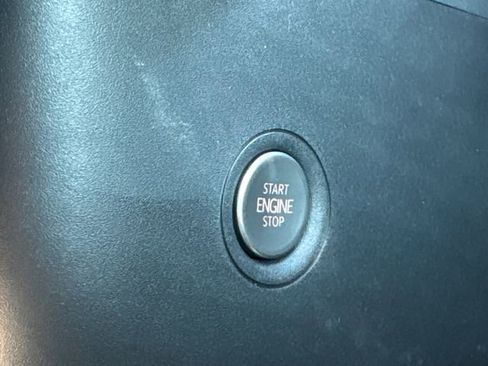 New 2026 Volkswagen ID.4 Pro S image 42