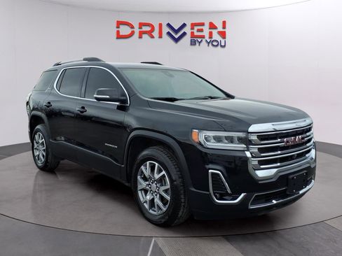 Used 2020 GMC Acadia SLT w/ Premium Package image 9
