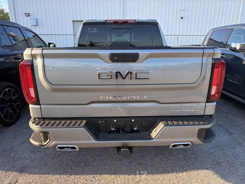 Used 2025 GMC Sierra 1500 Denali w/ Technology Package image 11
