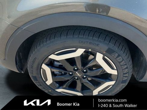 Certified 2025 Kia Telluride S AWD/4WD image 9