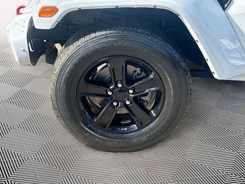 Used 2021 Jeep Wrangler Unlimited Sport AWD/4WD image 35