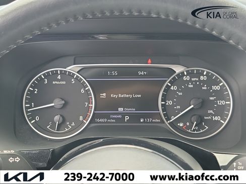 Used 2024 Nissan Pathfinder SL w/ Black Appearance Package FWD image 27