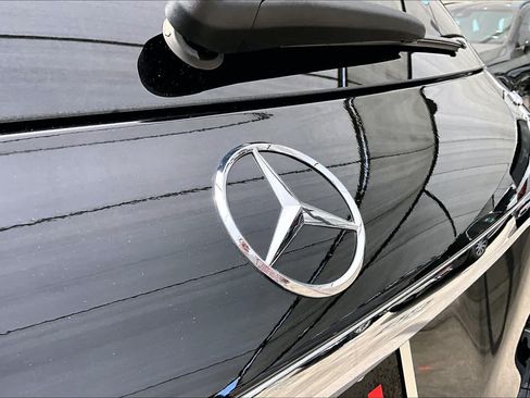 Certified 2026 Mercedes-Benz GLE 450 4MATIC image 11