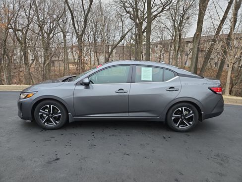 Certified 2025 Nissan Sentra SV w/ Trunk Package image 6