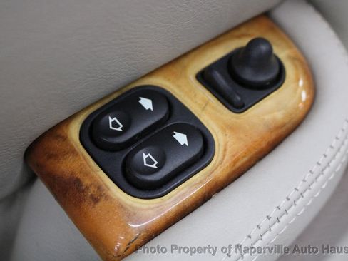 Used 2002 Jaguar XK8 Convertible RWD image 11