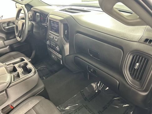 Used 2024 Chevrolet Silverado 1500 Custom image 26