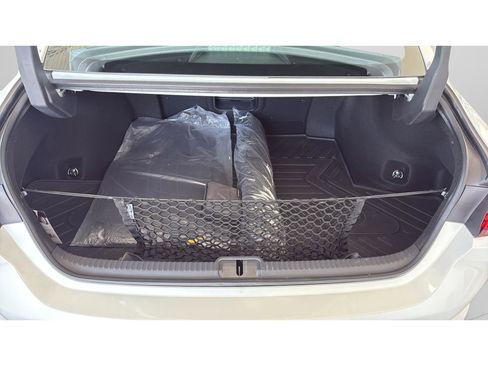Used 2025 Lexus ES 350 w/ Premium Package FWD image 8