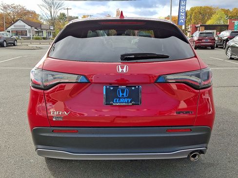 Used 2023 Honda HR-V Sport image 5