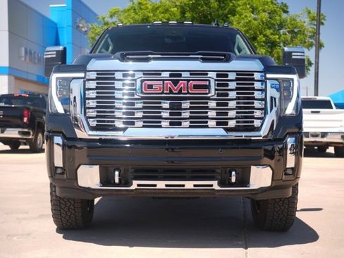 New 2025 GMC Sierra 2500 Denali w/ Denali Reserve Package image 9