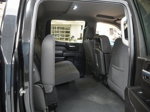 Used 2022 Chevrolet Silverado 1500 Custom image 21