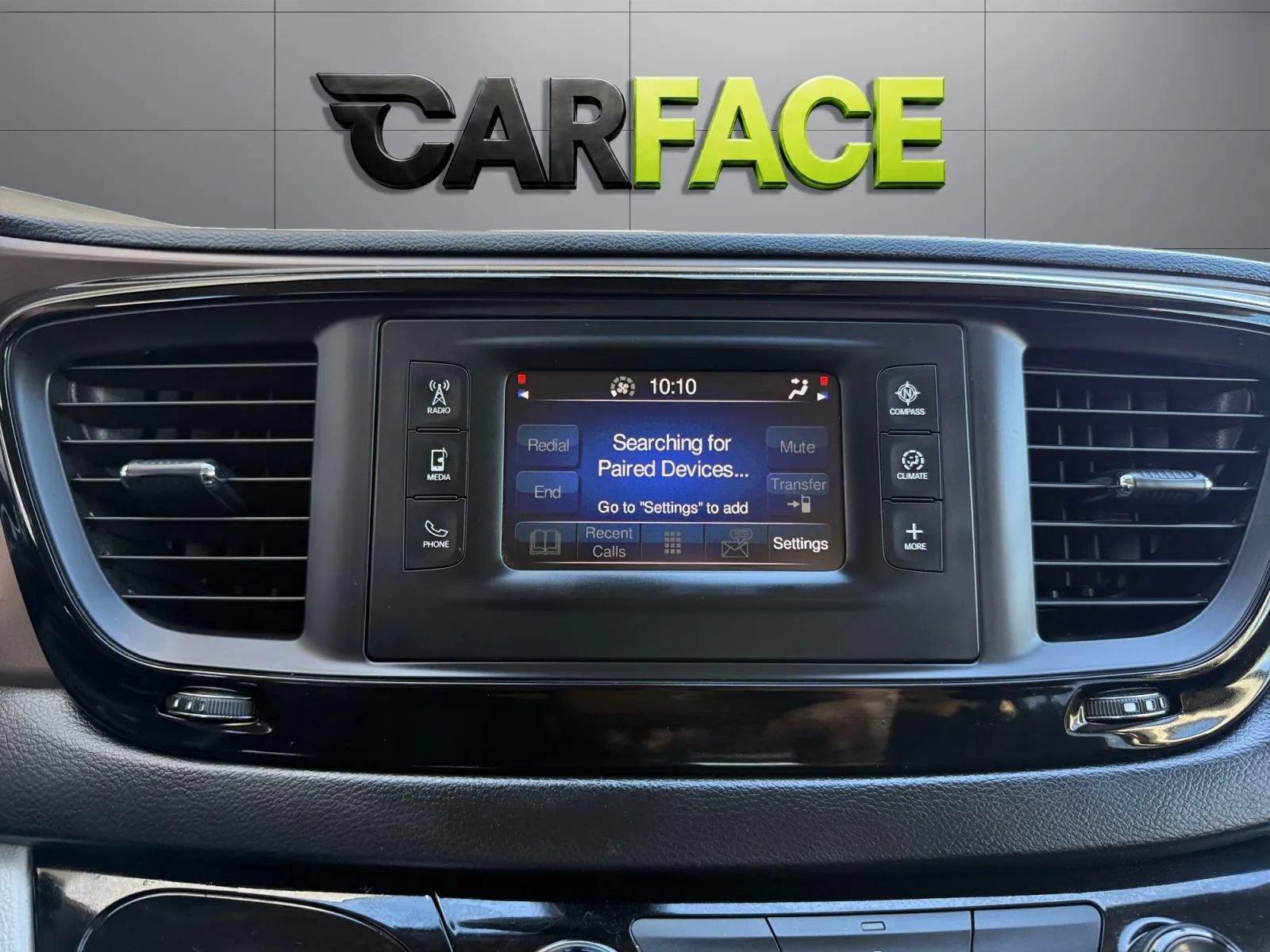 Used 2017 Chrysler Pacifica Touring FWD image 32