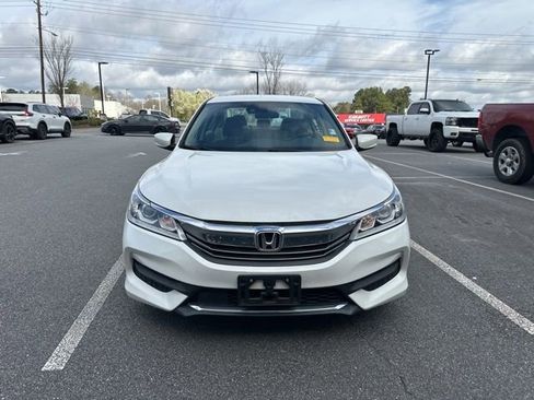 Used 2016 Honda Accord LX image 2