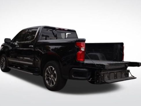 Used 2023 Chevrolet Silverado 1500 High Country w/ Max Trailering Package image 9