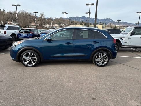 Used 2017 Kia Niro Touring image 17