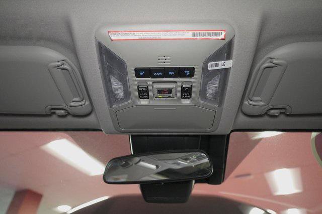 Certified 2022 Toyota RAV4 XLE Premium AWD/4WD image 37