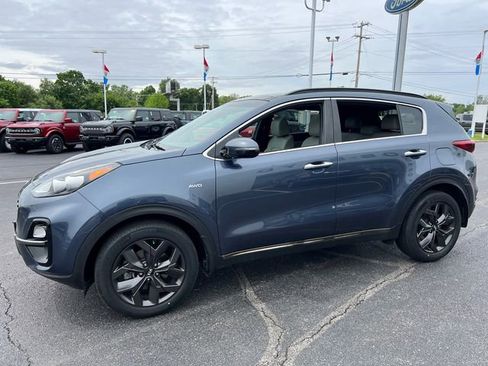 Used 2020 Kia Sportage S w/ S Sunroof Package AWD/4WD image 3