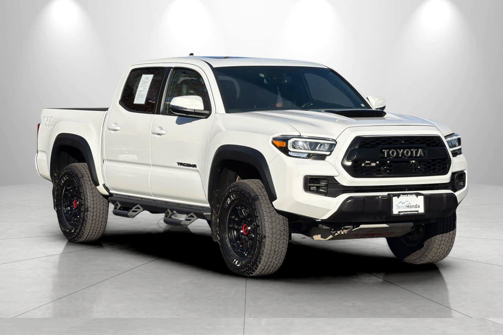 Used 2023 Toyota Tacoma TRD Pro AWD/4WD image 9
