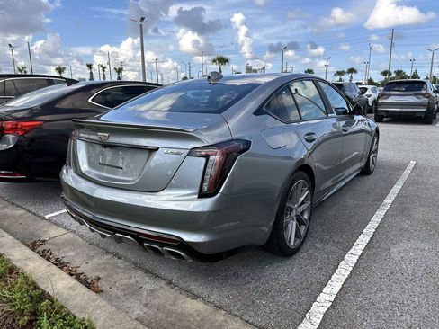 Used 2023 Cadillac CT5 V w/ Platinum Package RWD image 4