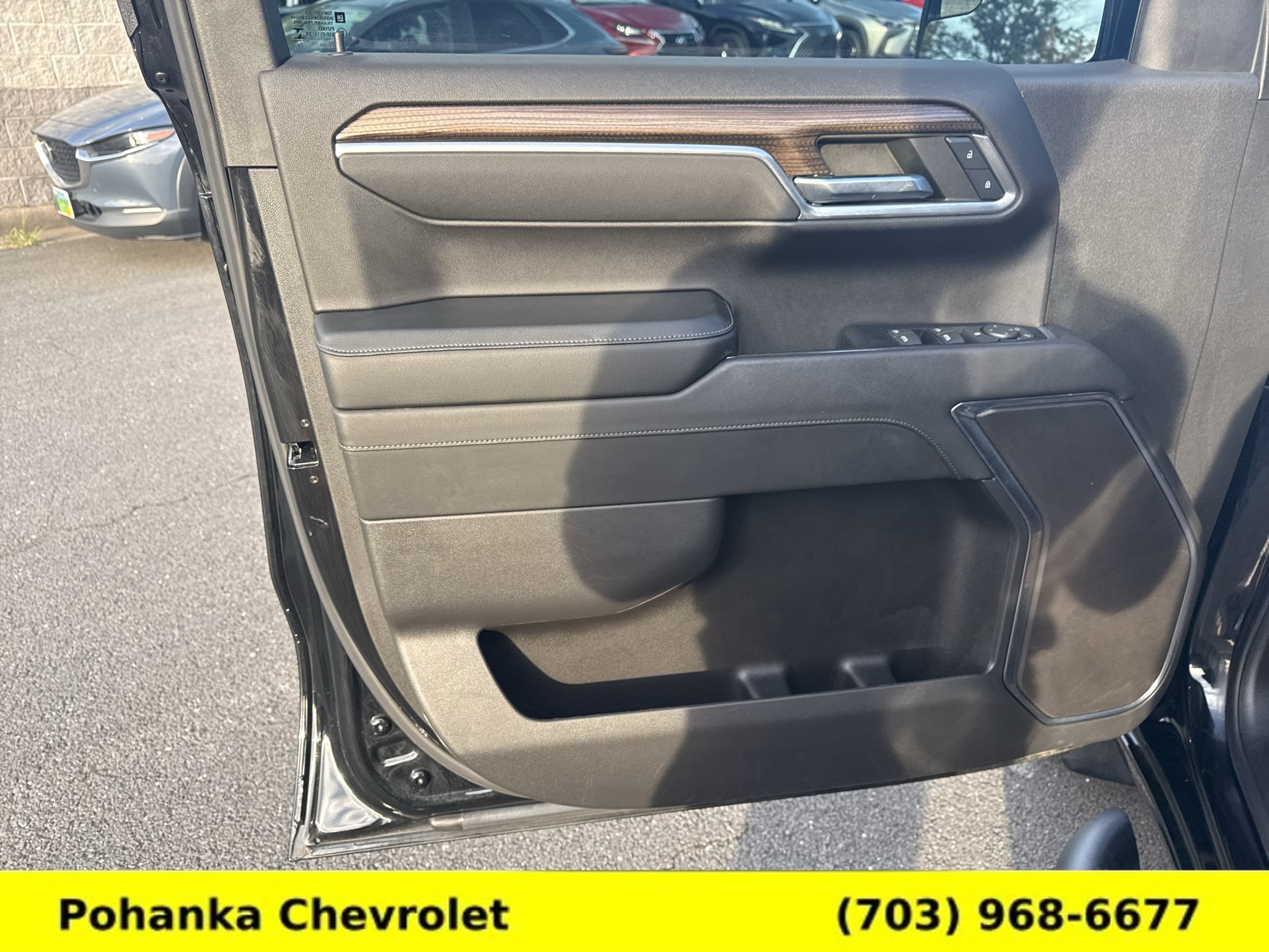 Used 2023 Chevrolet Silverado 1500 RST AWD/4WD image 17