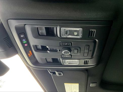 Used 2023 Chevrolet Suburban High Country w/ Premium Package 2 image 31