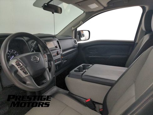 Used 2017 Nissan Titan S RWD image 13