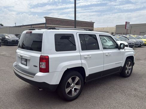 Used 2017 Jeep Patriot High Altitude FWD image 6